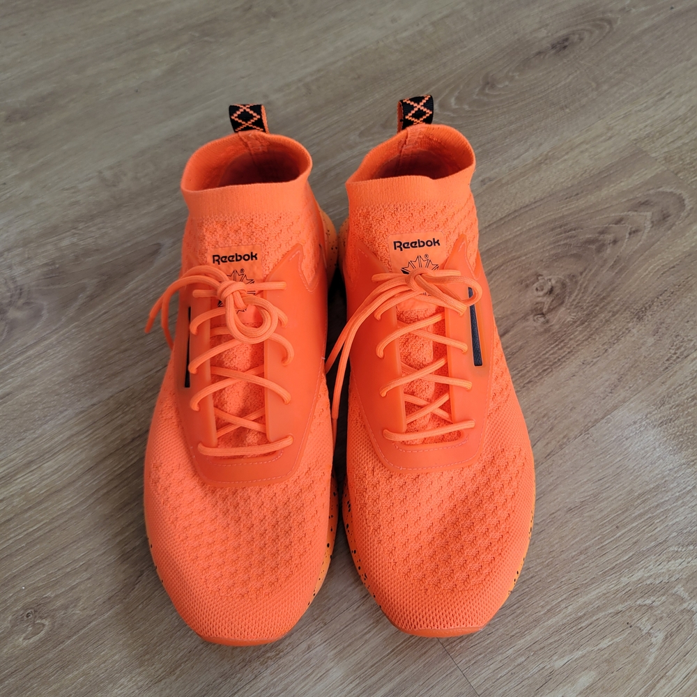 Bright Neon Orange Running Shoes by Reebok Men’s size 10